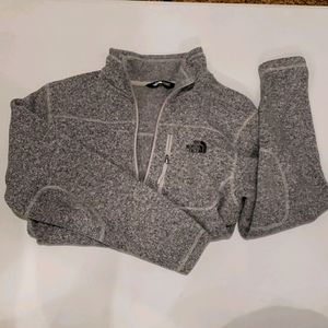 Mens north face pull over quarter zip